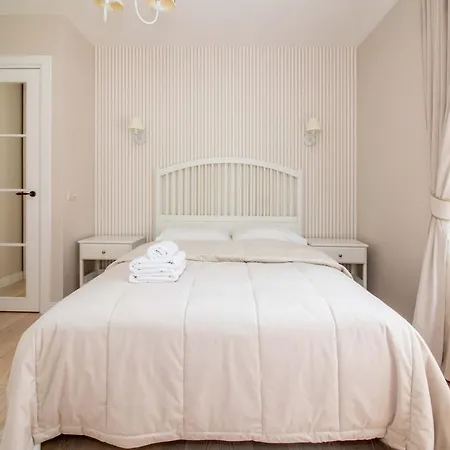 Seagulls&dunes Aptw/terrace, 2min To The Beach, By Cohost Apartman