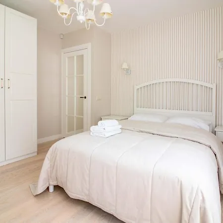 Seagulls&dunes Aptw/terrace, 2min To The Beach, By Cohost Apartman Klaipėda