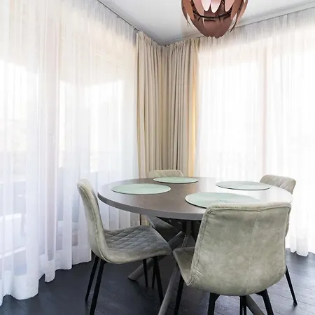 Seagulls&dunes Aptw/terrace, 2min To The Beach, By Cohost