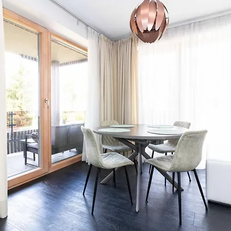 Seagulls&dunes Aptw/terrace, 2min To The Beach, By Cohost Klaipėda