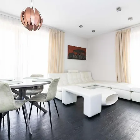 Daire Seagulls&dunes Aptw/terrace, 2min To The Beach, By Cohost Klaipėda